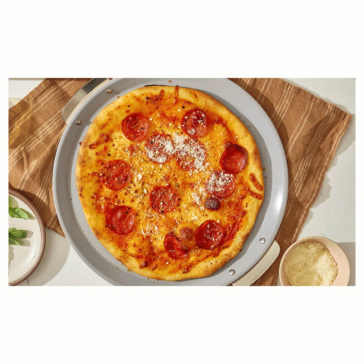 caraway-15-inch-pizza-pan-non-stick-ceramic-crisp-crust-oven-safe-to-550-f image 1