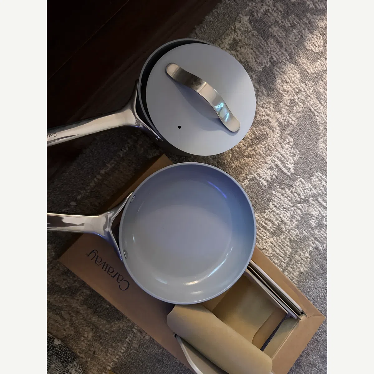 Solid pan