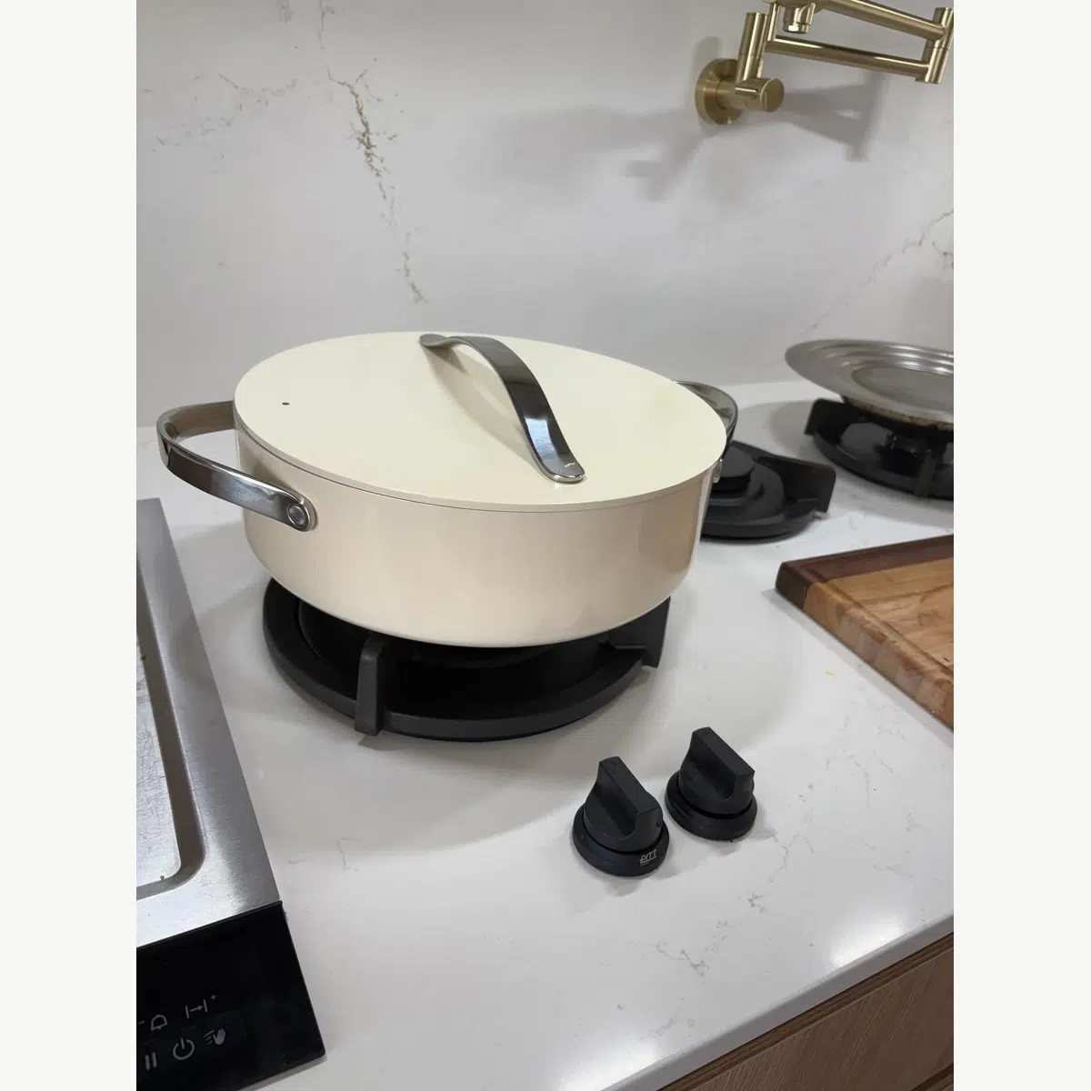 Pan is fine, delivery was terrible