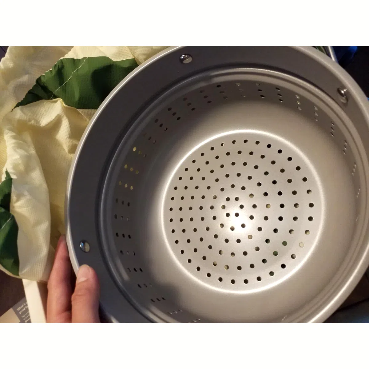 Solid pot