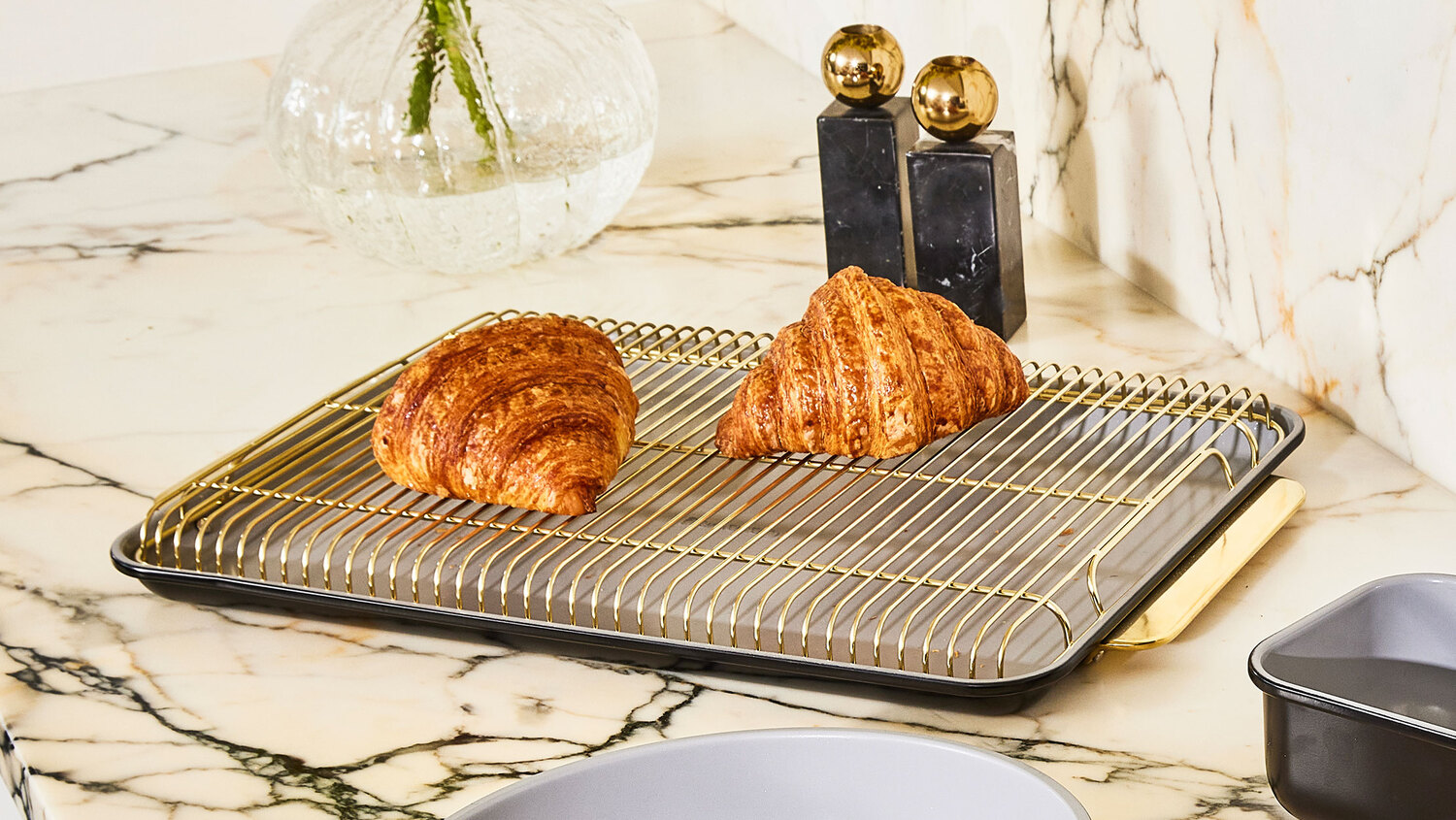 Caraway Baking & Cooling Set (Ceramic Baking Sheets + Cooling Racks)