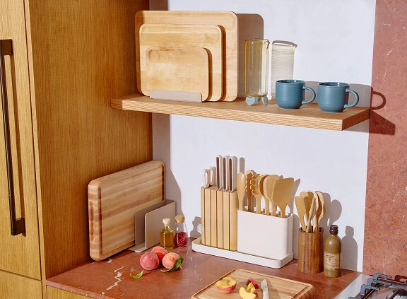 Caraway Small Cutting Board — FSC-Certified Birch Wood, Non-Toxic, Compact